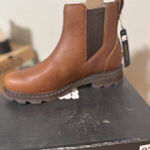 Sorel Lennox Lug Sole Chelsea Booties, Size 8.5, NIB